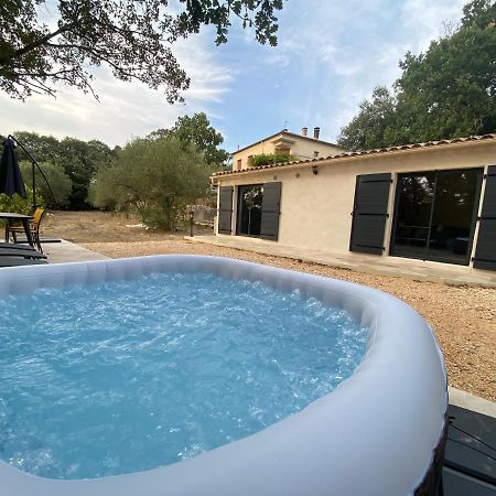 Appartement De Charme Avec Jaccusi Vezenobres Екстер'єр фото