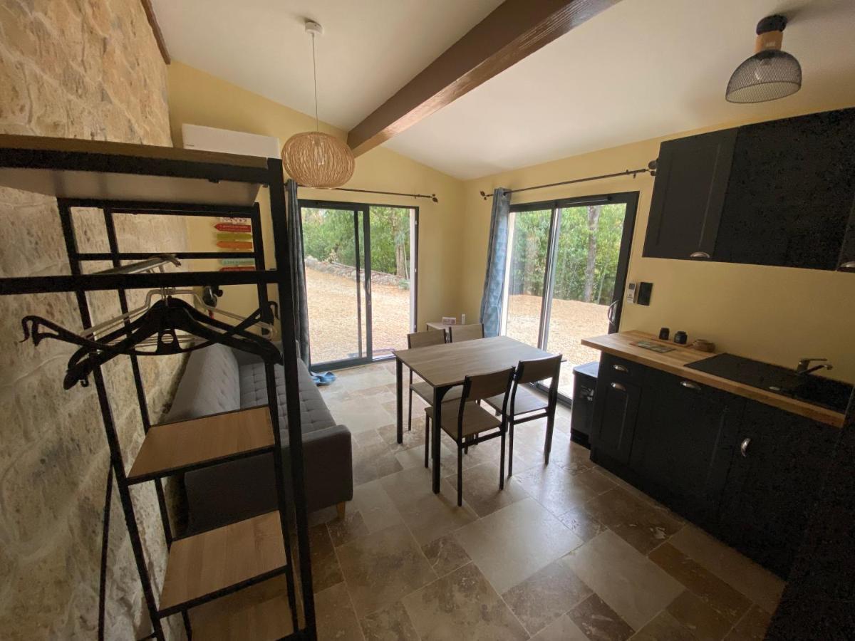 Appartement De Charme Avec Jaccusi Vezenobres Екстер'єр фото