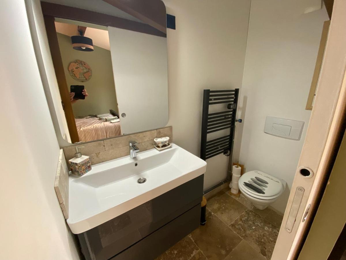 Appartement De Charme Avec Jaccusi Vezenobres Екстер'єр фото